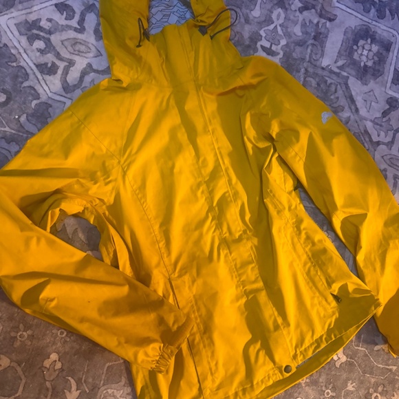 Eastern Mountain Sports Yellow Rain jacket womens size small  Interior is printe - Picture 2 of 11
